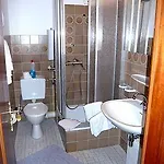 Apartmenthaus Seetempel שרבאוץ